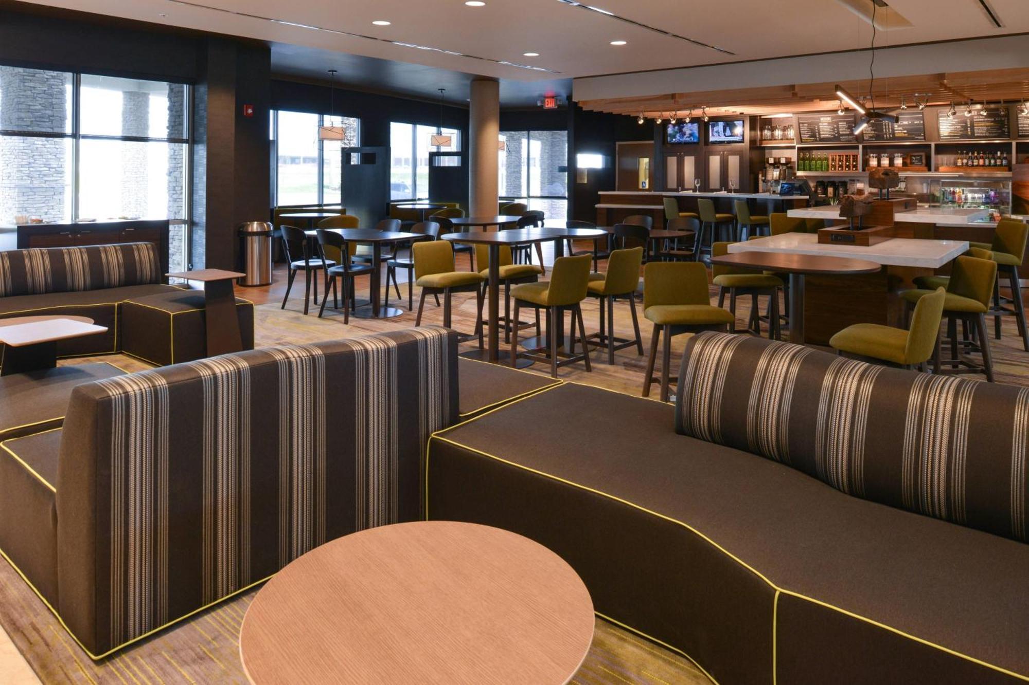 Courtyard By Marriott St. Louis St. Peters Hotel Saint Peters Buitenkant foto